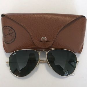 Ray ban aviator sunglasses